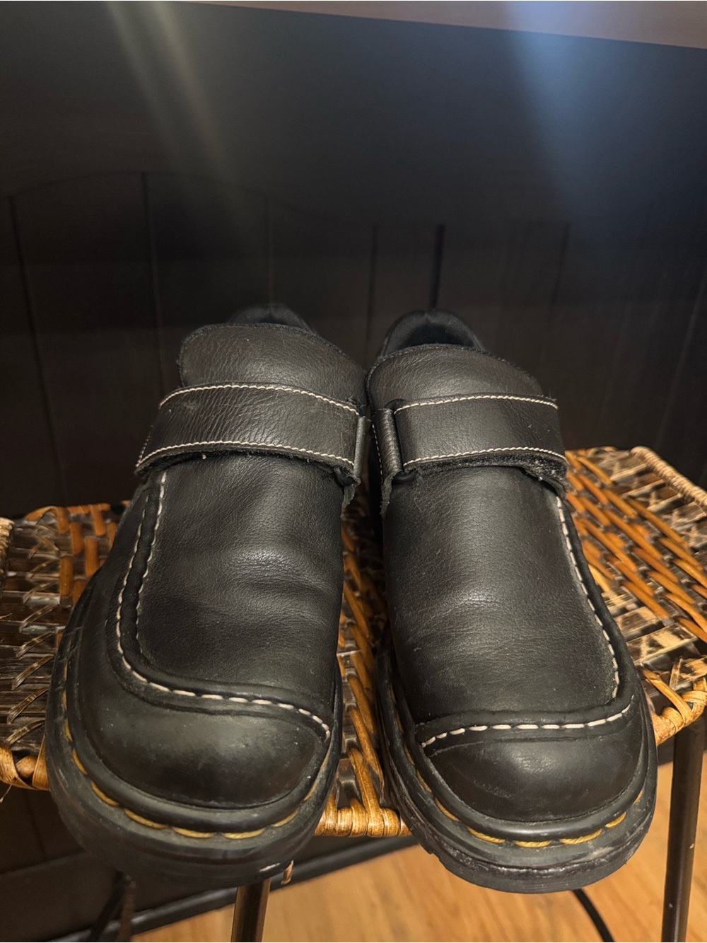 90’s Dr. Martens Velcro Shoe Black Men’s 6 Women’s Sz 7 - Picture 3 of 10